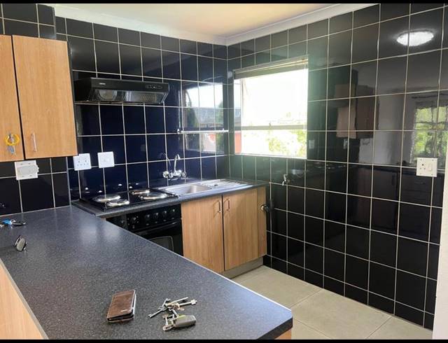 2 BEDROOM PROPERTY TO RENT IN VANDERBIJLPARK SE 3